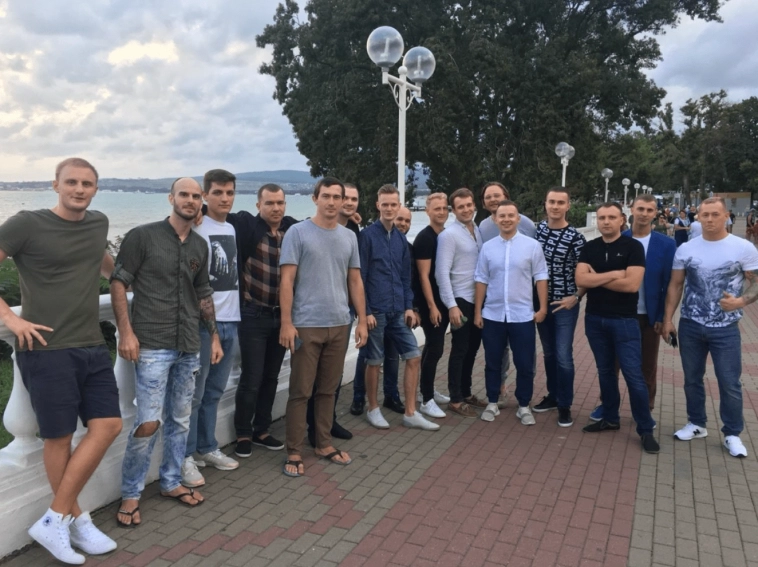 Дима Цветков: «Как я скальпингом превращал 1600 рублей в финтех-компанию» (3 часть) Дима Цветков: «Как я скальпингом превращал 1600 рублей в финтех-компанию» (3 часть)