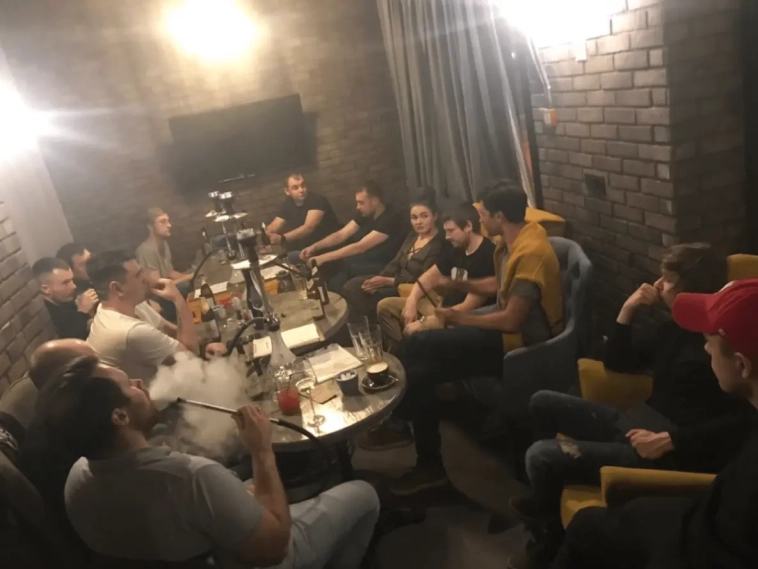 Дима Цветков: «Как я скальпингом превращал 1600 рублей в финтех-компанию» (4 часть) Дима Цветков: «Как я скальпингом превращал 1600 рублей в финтех-компанию» (4 часть)