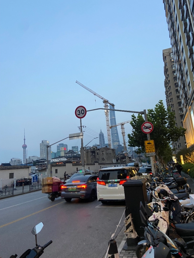 Как я съездил в будущее ( не наше)