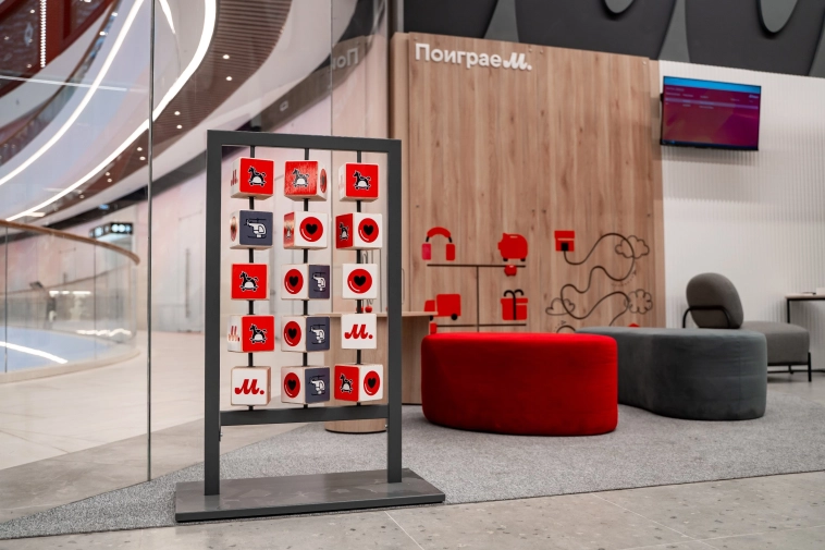 М.Видео открыла магазин нового формата в ТРЦ Голливуд в Санкт-Петербурге