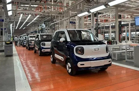 В России появился китайский автомобиль за 600 тыс. руб.