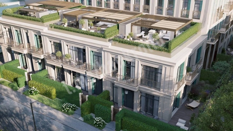 В Москве продают квартиру за 7 млрд рублей.