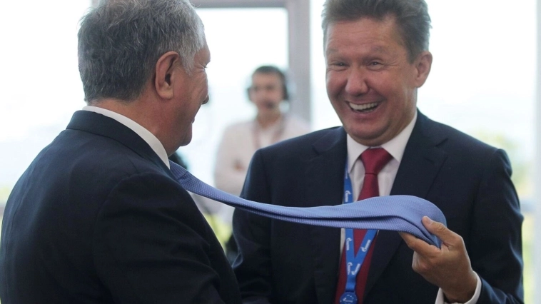 Русский с китайцем-братья навек! (Музыка В. Мурадели Слова М. Вершинина) Русский с китайцем-братья навек! (Музыка В. Мурадели Слова М. Вершинина)