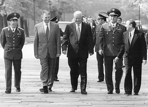 Смотри по сторонам