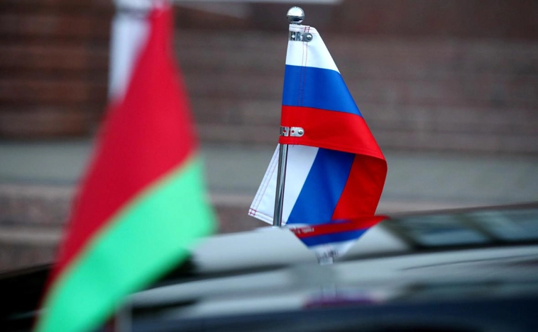 В Белоруссии заявили о договоренности с Россией по рефинансированию долга...