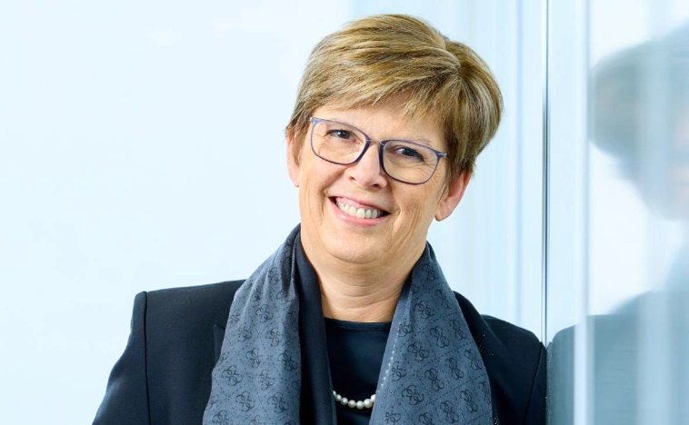 Reuters узнал, что Euroclear выплатит компенсации за счет активов России... Reuters узнал, что Euroclear выплатит компенсации за счет активов России...