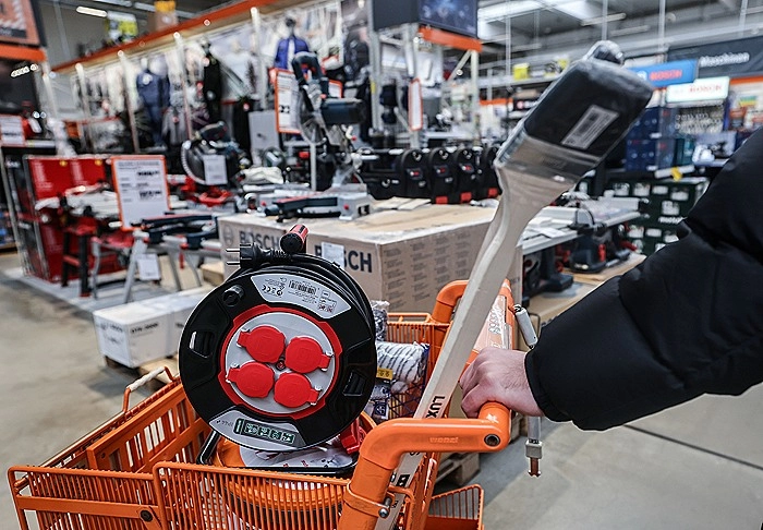 Подготовлен проект о введении с марта 2026 г. "российской полки" в непродовольственном ритейле... Подготовлен проект о введении с марта 2026 г. "российской полки" в непродовольственном ритейле...