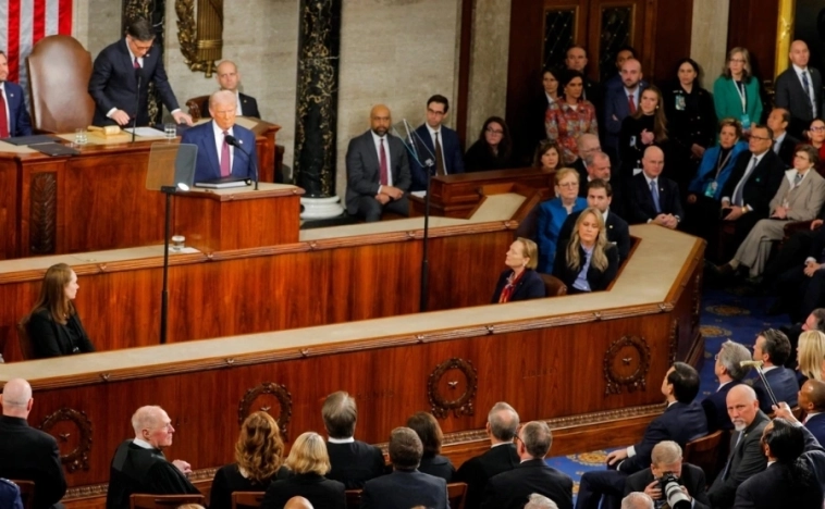 Трамп анонсировал расширение добычи редкоземельных металлов в США и проект строительства гигантского газопровода на Аляске, в котором могут участвовать Япония, Южная Корея и другие страны – РБК Трамп анонсировал расширение добычи редкоземельных металлов в США и проект строительства гигантского газопровода на Аляске, в котором могут участвовать Япония, Южная Корея и другие страны – РБК