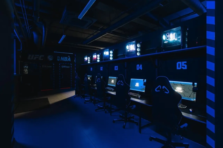 Я купил железо, построил капсулы и заработал 20 млн за год