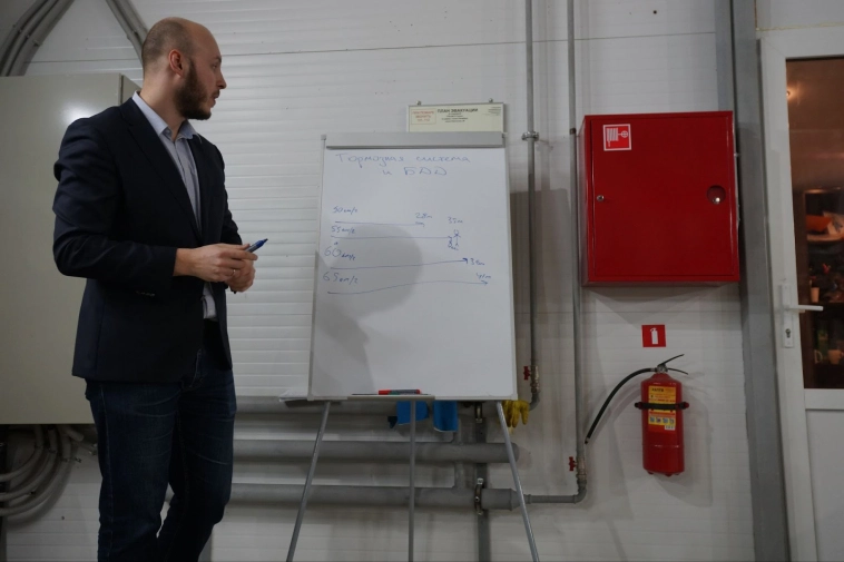 Я убрал механика из автосервиса и заработал 700 000 ₽ с одной точки