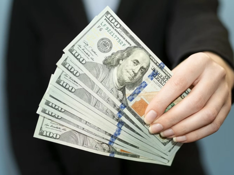 Доллар: один шип — и все в шоке