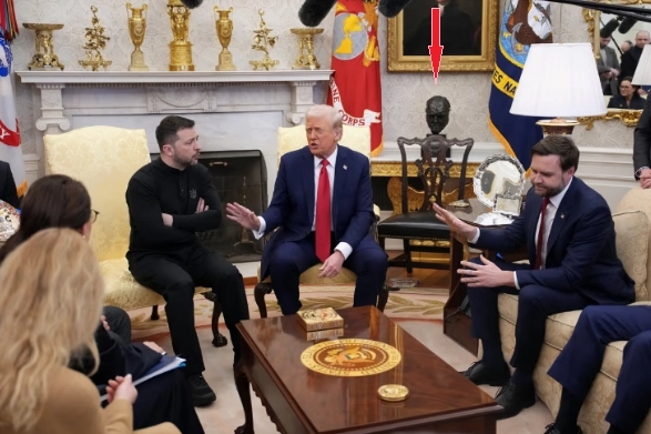 Продолжение: журнал the economist 2025 (часть 6 Заключительная)