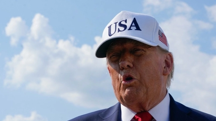 Трамп очередной раз «переобувается» и теперь акцентирует свое внимание на помощи Украине - надолго ли ? Не изменит ли свое мнение через несколько дней снова ? 👀