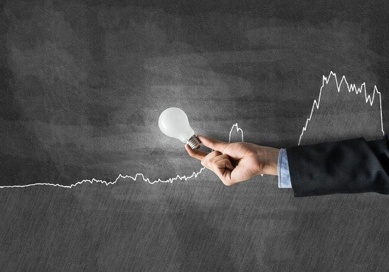 Индекс Мосбиржи +66%: Почему рынок акций — это «сжатая пружина»?