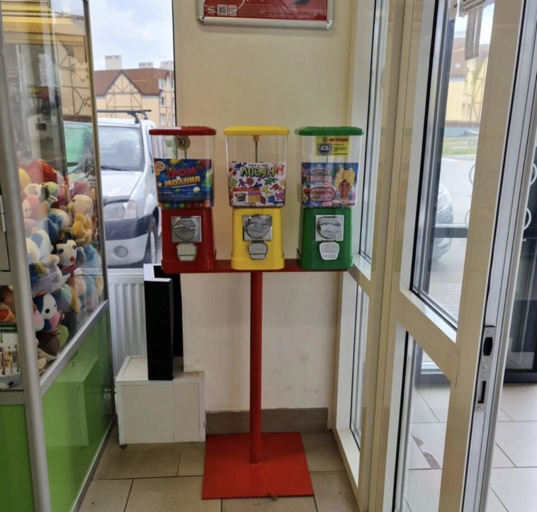 Построил сеть из 100 автоматов с жвачками и не поседел. Доход вас удивит Построил сеть из 100 автоматов с жвачками и не поседел. Доход вас удивит