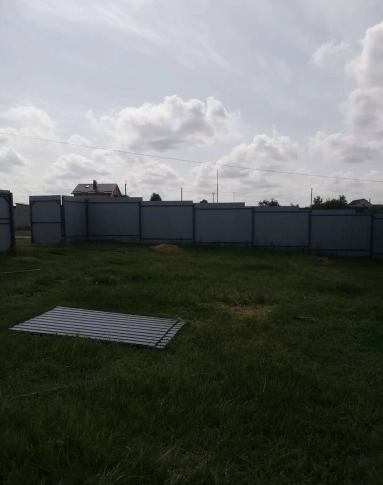 Ушел из найма с зп 150 тысяч, чтобы строить заборы из профнастила. Ушел из найма с зп 150 тысяч, чтобы строить заборы из профнастила.