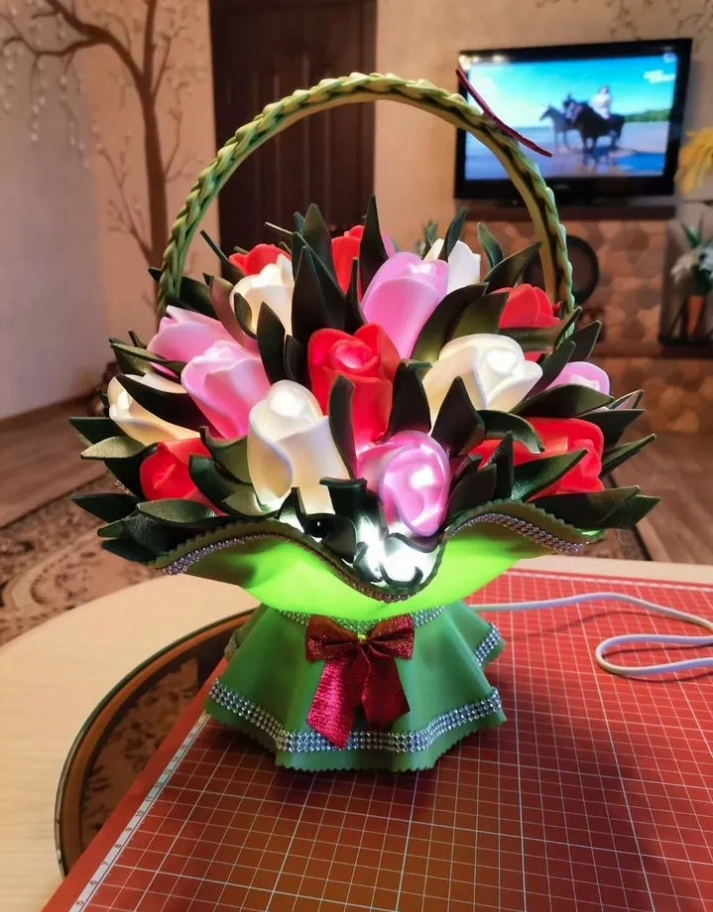 Как я зарабатывала 50к в месяц на светящихся цветах и почему прекратила. Как я зарабатывала 50к в месяц на светящихся цветах и почему прекратила.