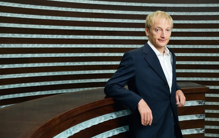 История СовокБанка. До сих пор не ясно, как так Хотимский из грязи в князи в рекордный срок!