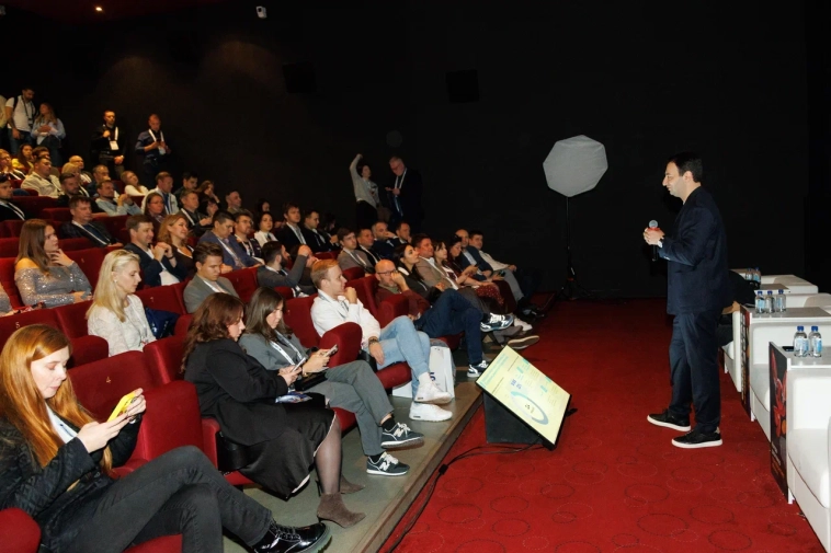 «Базис» на SMARTLAB CONF