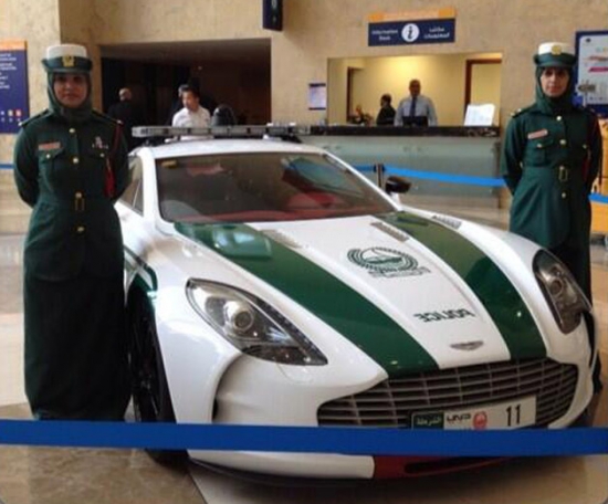 Дорожная полиция Дубая: Aston Martin, Lamborghini, Bentley, Ferrari