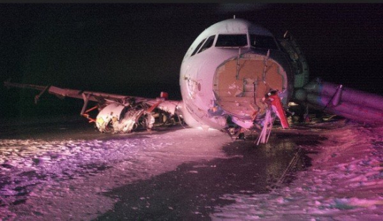 Аварийная посадка Air Canada: 23 раненых