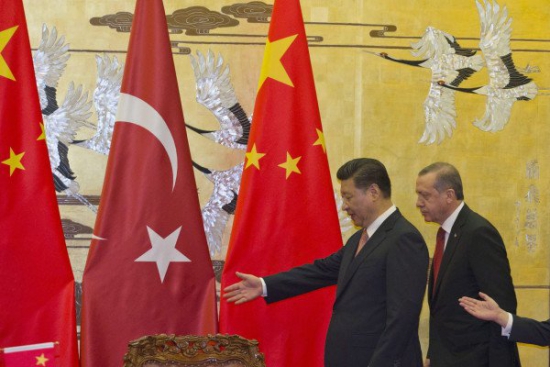 Против доллара: Турция и Китай хотят перевести торговлю на юань и лиру.