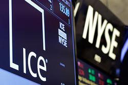 Поглощение крупнейшего биржевого оператора (ICE , NYSE Euronext)