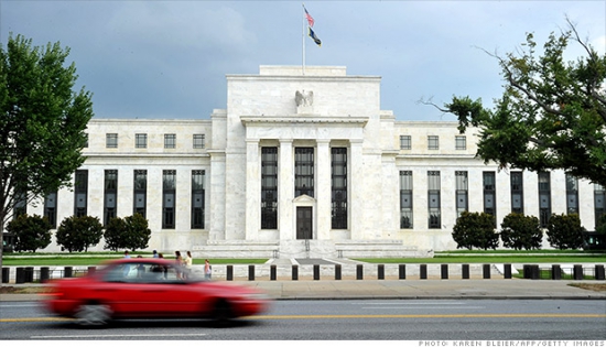ФРС расширяет помощь иностранным банкам.