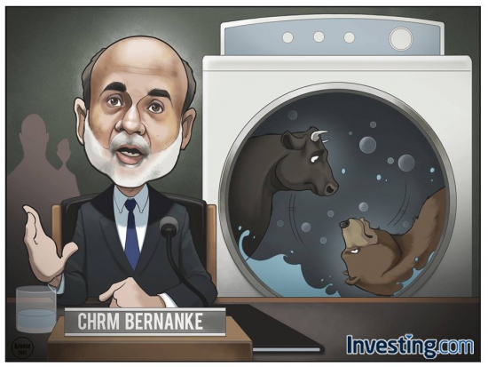 Юмор: Бернанке мутит воду с QE3