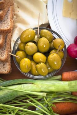 Грецию спасут оливки и мед