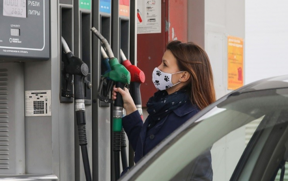 Почему бензин в России не подешевеет даже при обвале цен на нефть