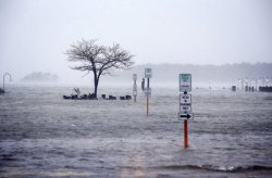 Ураган Сэнди «стоит» $10 млрд в день