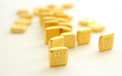 Хедж-фонды сократили ставки по золоту