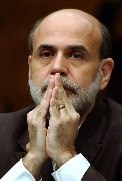 Бернанке: ФРС сожмет QE3 в конце текущего года