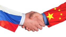 Сколько казначейских облигаций находится в руках Китая и России?
