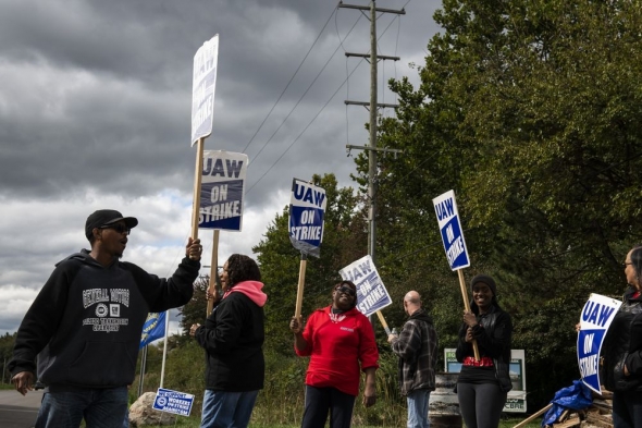 Забастовка работников General Motors всколыхнула новую волну беспокойства по всей стране в связи с возможной рецессией