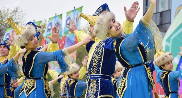 С праздником единства народа Казахстана!