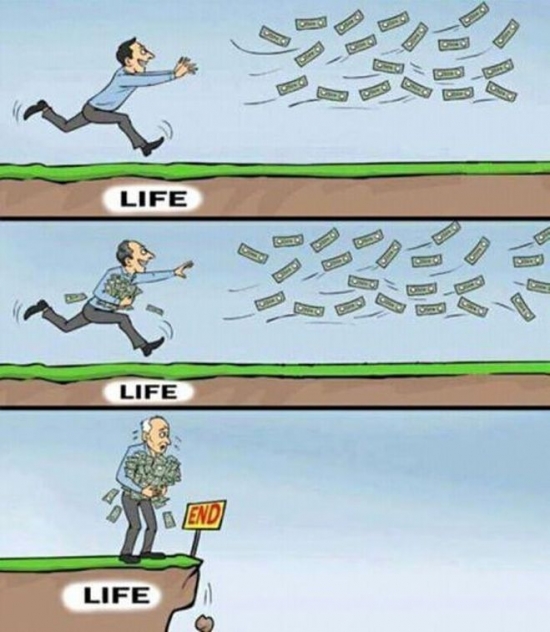 Вся жизнь проходит в погоне за деньгами