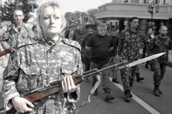 В Донецке прошел «парад» пленных