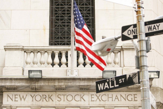 Как выбрать брокера и выйти на фондовый рынок США