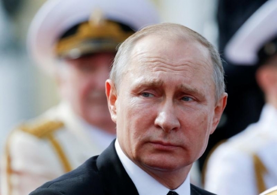 Путин говорит, что США должны сократить 755 дипломатических сотрудников