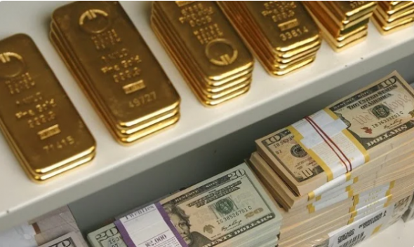 Золото или доллар, вот в чем вопрос