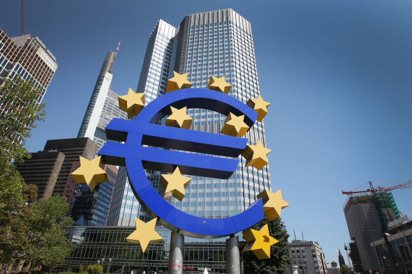 ЕЦБ вводит "супер экстренные" меры