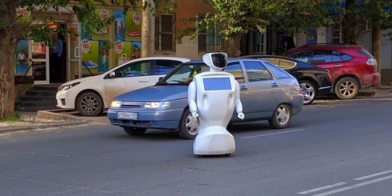 В Перми робот сбежал с тестовой площадки и вырвался на дорогу