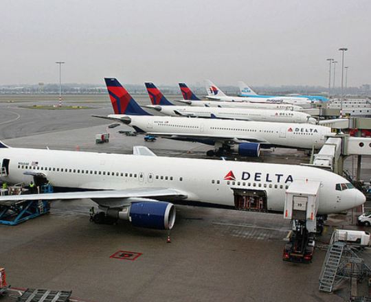 -2,8% на отчете Delta Air Lines