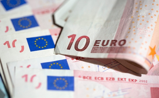 Ставки на паритет евро\доллар набирают обороты