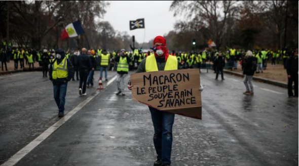 Франция сегодня: «Желтые жилеты призывают переосмыслить демократию»