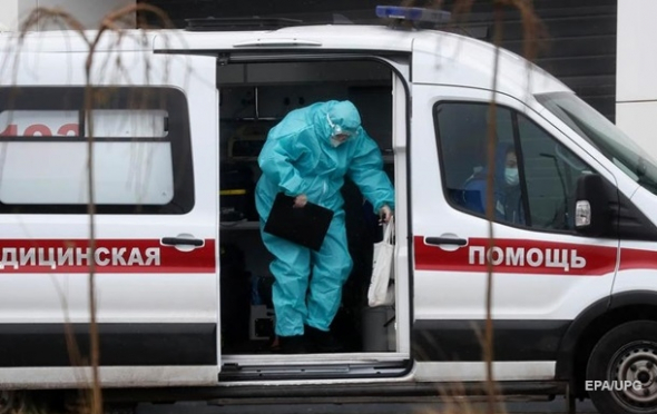 Пока в РФ вторые сутки к ряду антирекорд смертности от COVID, вакцинированные Спутником медики продолжают заражаться